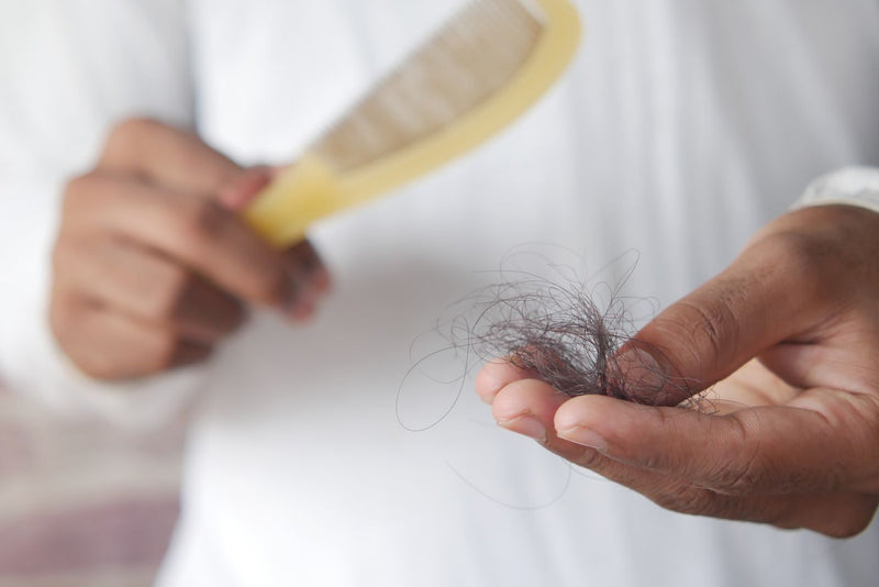 Hair shedding: what's normal and what helps
